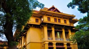 Viet Nam-Colonial Quarter Houses.jpg